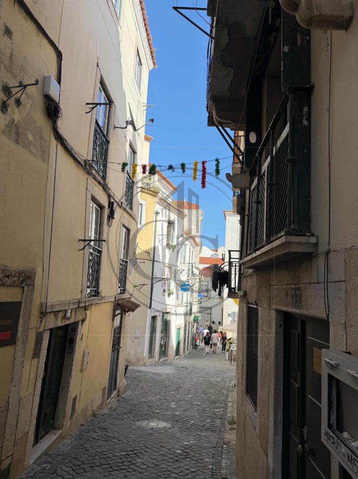 Rua residencial em Lisboa